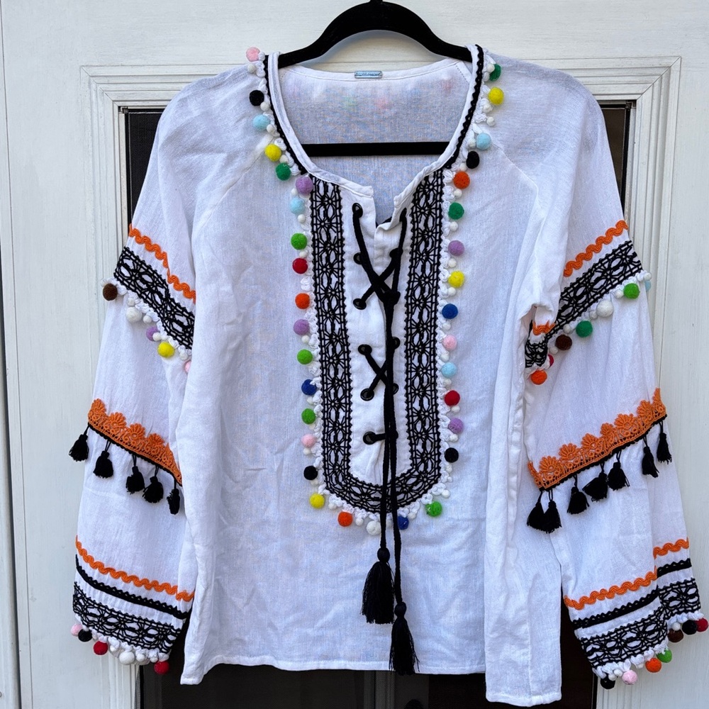 Dodo Bar Or Ladies White Blouse Multicolor Embroided pom poms top-S
